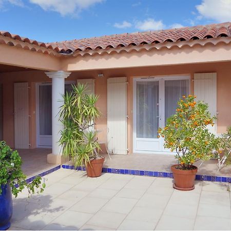 Appart'Hotel Villa Elaia Puymeras Bagian luar foto